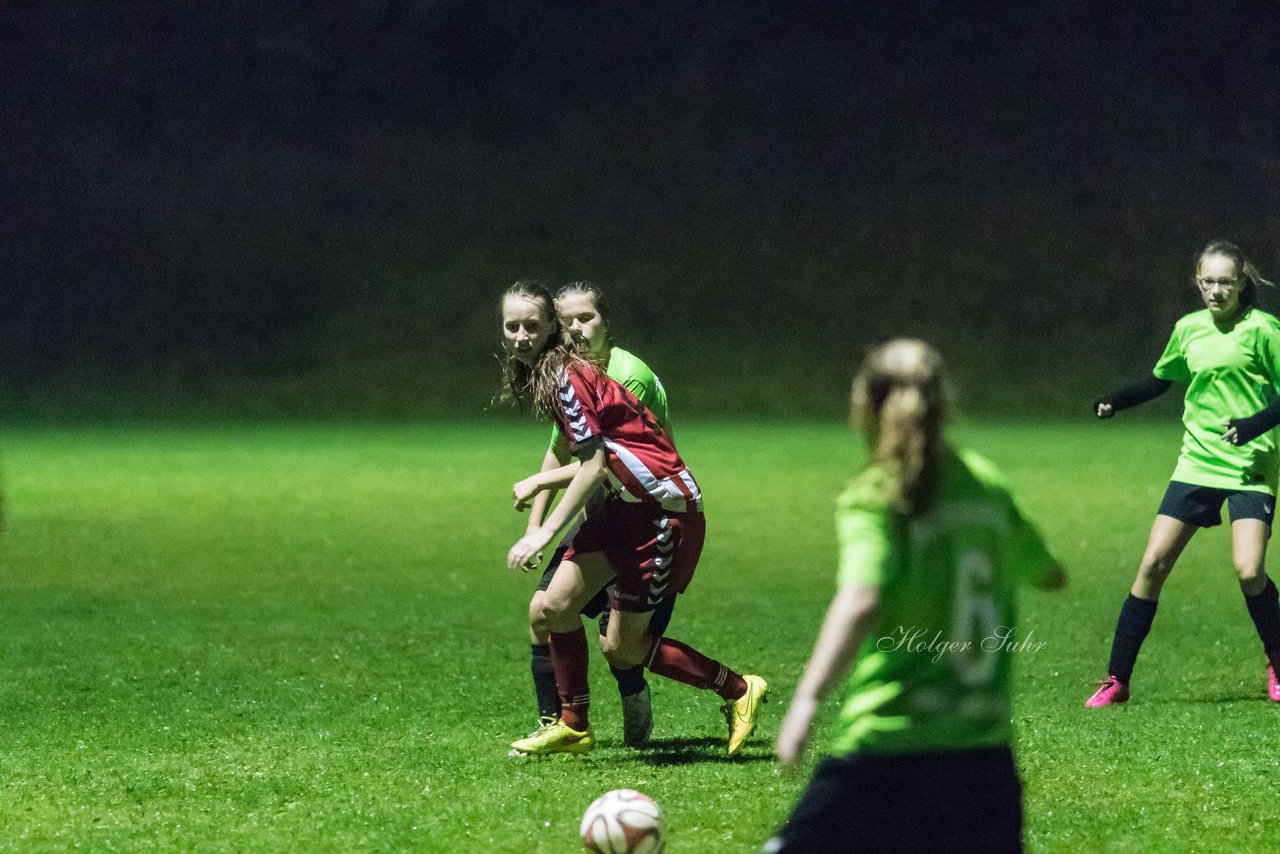 Bild 193 - B-Juniorinnen TuS Tensfeld - MTSV Olympia Neumnster : Ergebnis: 4:1